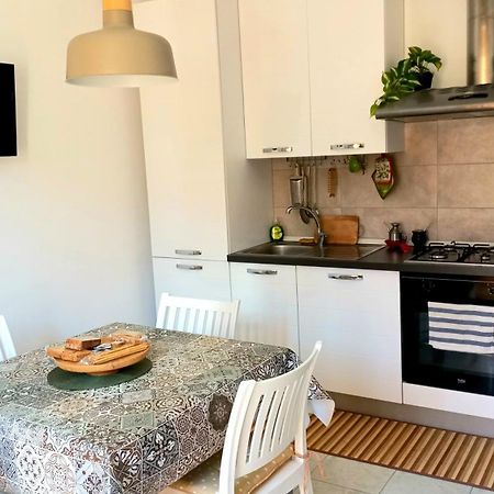 - Casa Manzoni - Luminoso Appartamento Zona Sferisterio マチェラータ エクステリア 写真