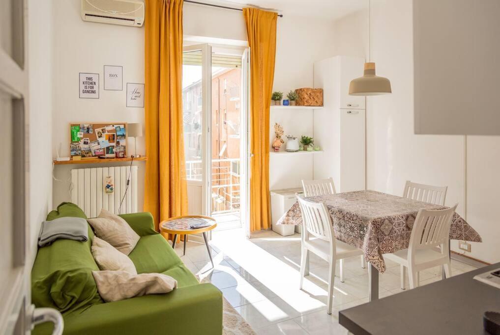 - Casa Manzoni - Luminoso Appartamento Zona Sferisterio マチェラータ エクステリア 写真
